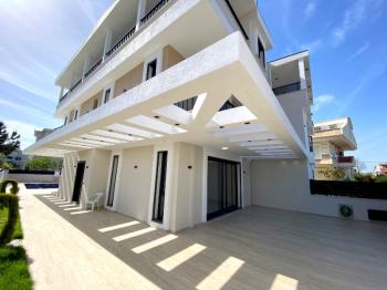 Didim Altınkum Mahallesi'nde Eşsiz Bir Villa Fırsatı