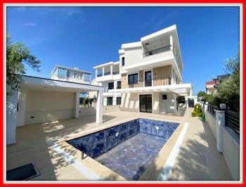 Didim Altınkum Mahallesi'nde Eşsiz Bir Villa Fırsatı