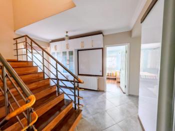 Didim'de Kiralık Lüks Villa - Havuzlu Sitede Jakuzili, Saunalı, Kaloriferli, Deniz Manzaralı