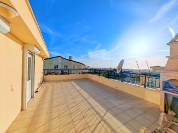 Didim'de Kiralık Lüks Villa - Havuzlu Sitede Jakuzili, Saunalı, Kaloriferli, Deniz Manzaralı