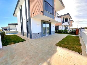 Didim'de Satılık 3+1 Ayrı Mutfaklı Villa
