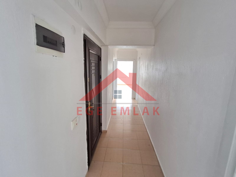 Didimde Kiralık Boş Daire 2+1 Kapalı Mutfak