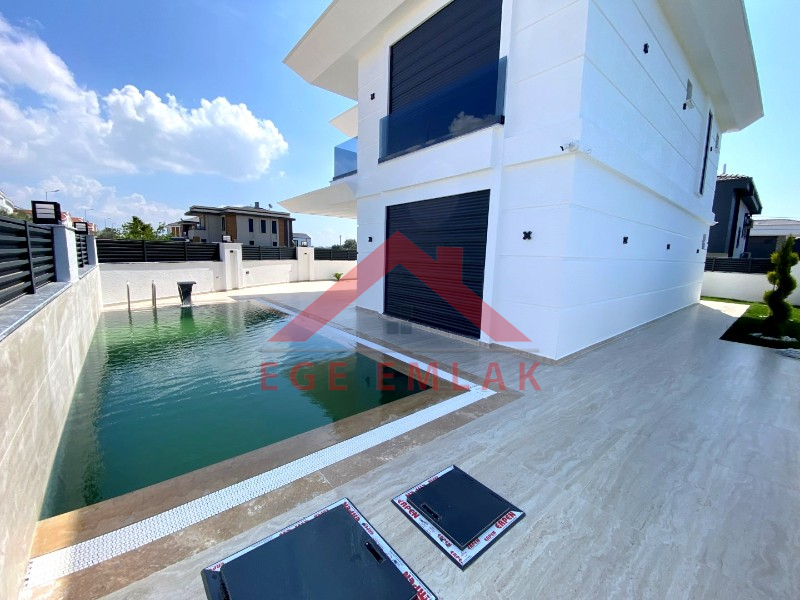 Didim'de Satılık Tam Müstakil Villa