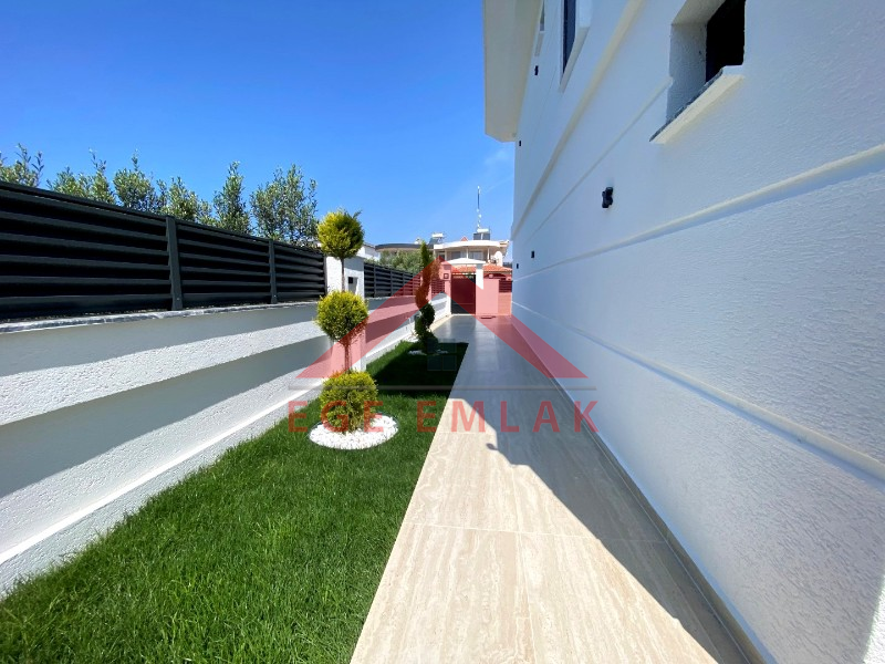 Didim'de Satılık Tam Müstakil Villa