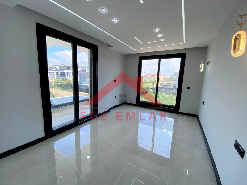 Didim'de Satılık Tam Müstakil Villa