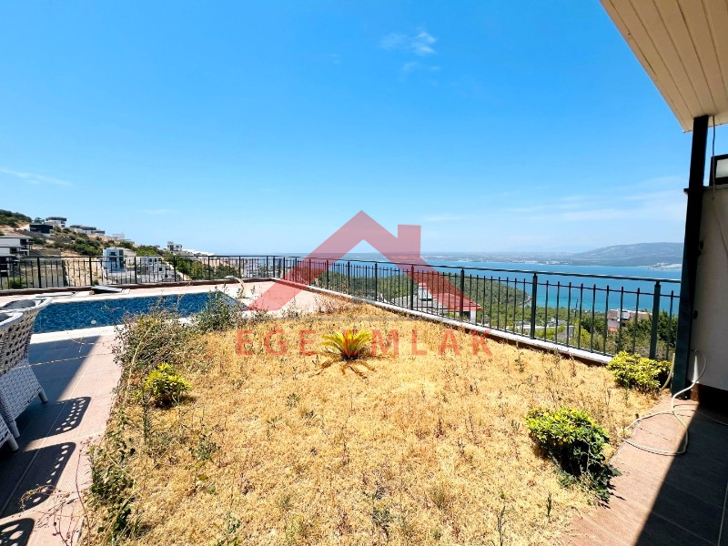 Didim Akbükde Deniz Manzaralı Satılık Villa