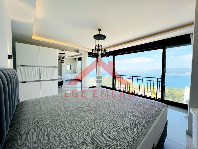 Didim Akbükde Deniz Manzaralı Satılık Villa
