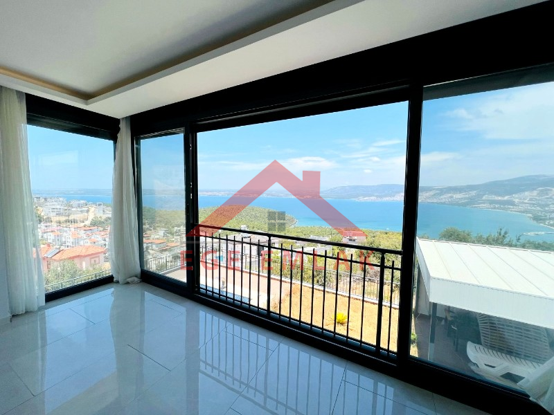 Didim Akbükde Deniz Manzaralı Satılık Villa