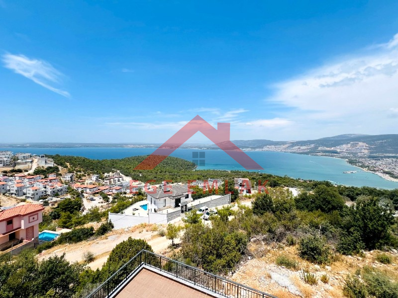 Didim Akbükde Deniz Manzaralı Satılık Villa