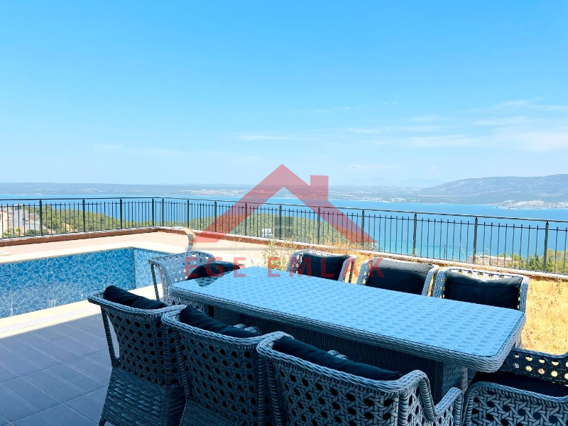 Didim Akbükde Deniz Manzaralı Satılık Villa