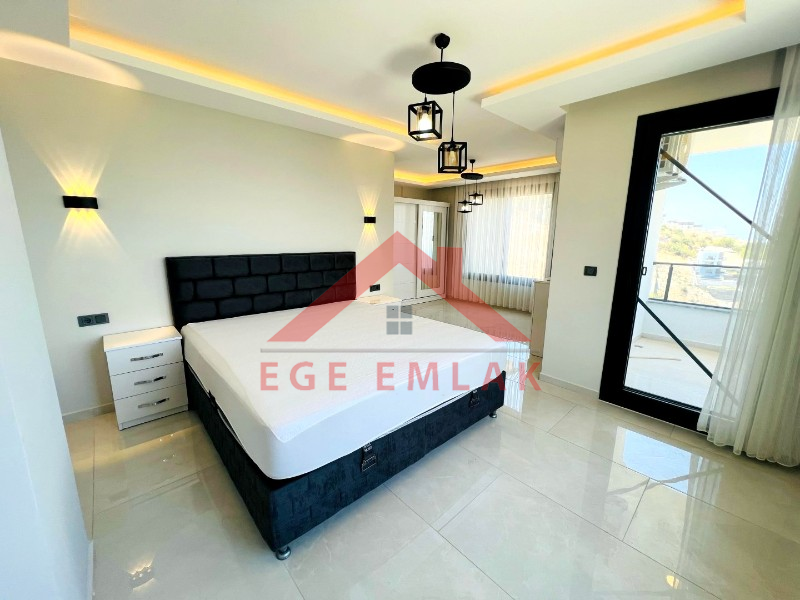 Didim Akbükde Deniz Manzaralı Satılık Villa