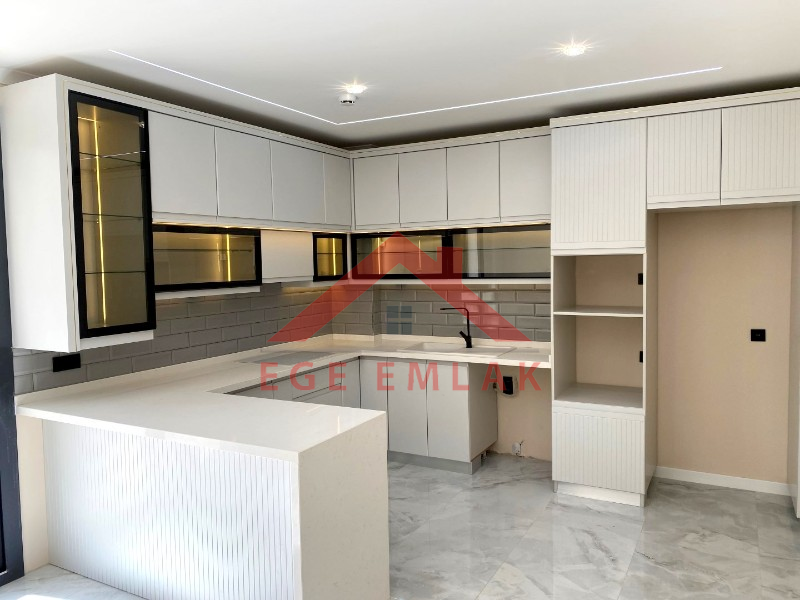 Didim Altınkum Mahallesi'nde Eşsiz Bir Villa Fırsatı