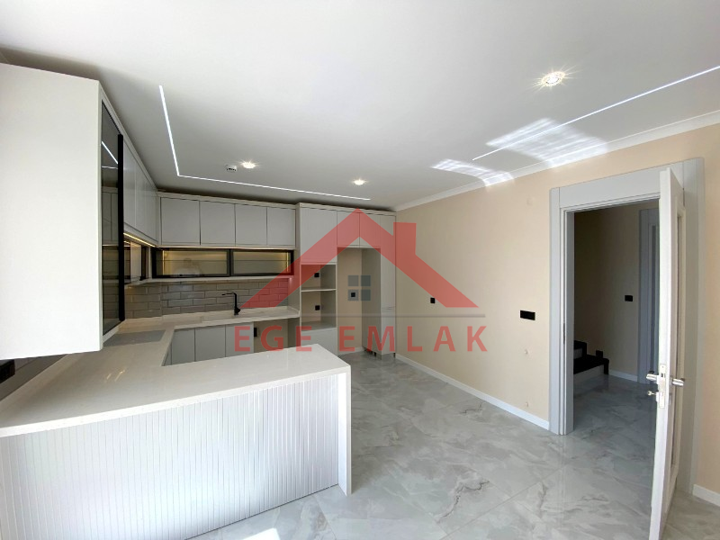 Didim Altınkum Mahallesi'nde Eşsiz Bir Villa Fırsatı