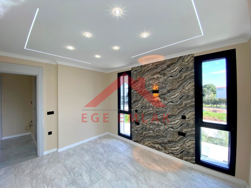 Didim Altınkum Mahallesi'nde Eşsiz Bir Villa Fırsatı
