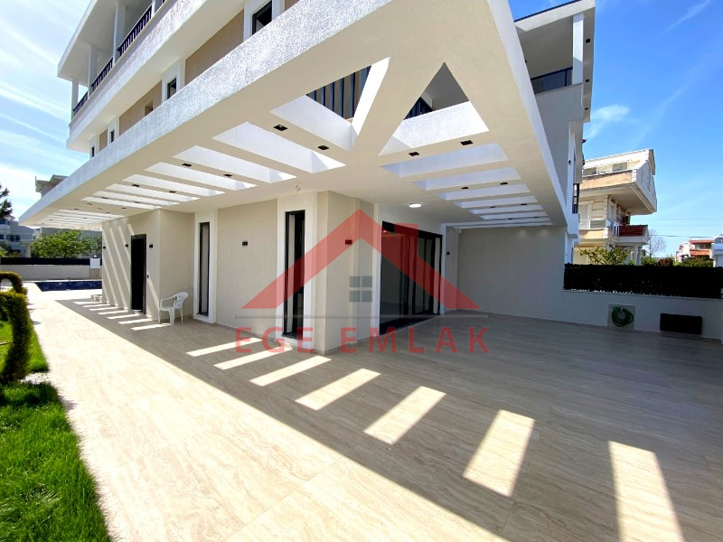 Didim Altınkum Mahallesi'nde Eşsiz Bir Villa Fırsatı