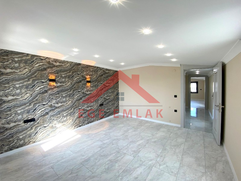 Didim Altınkum Mahallesi'nde Eşsiz Bir Villa Fırsatı