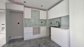Elmas’tan Şehrin Ortasında Muhteşem Konumlu Triblex Villa