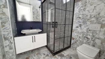 Elmas’tan Şehrin Ortasında Muhteşem Konumlu Triblex Villa