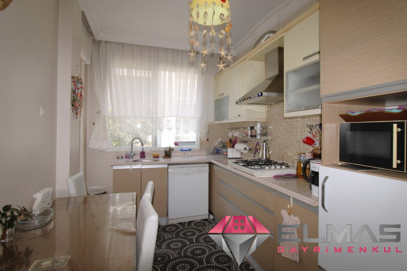 Elmas’tan Güvenevler Mah. Yenişehir Hastanesi Civarı Fırsat 2+1