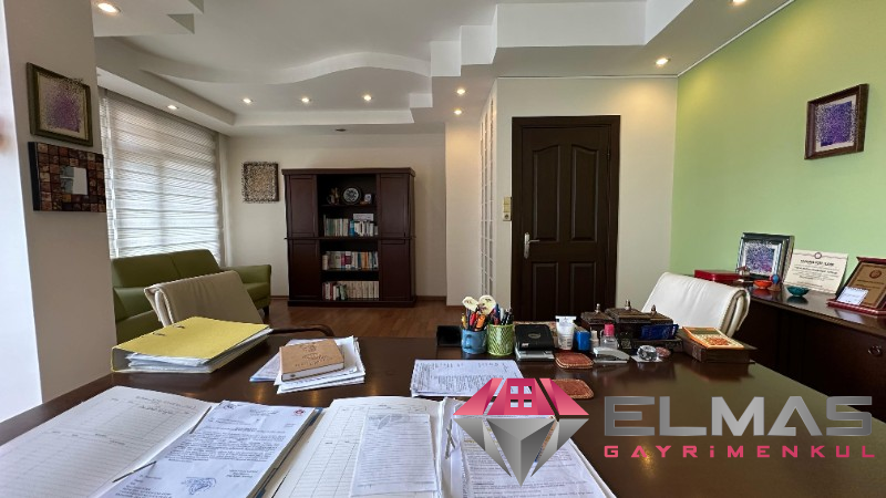 Elmas'tan Mersin’in En İşlek Caddesinde Satılık Ofis