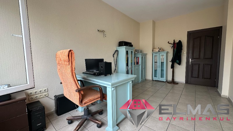 Elmas'tan Mersin’in En İşlek Caddesinde Satılık Ofis