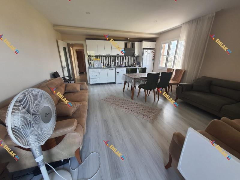 KUŞADASI DAVUTLARDA HAVUZLU SİTEDE GENİŞ DENİZ MANZARALI 2+1 SATILIK DAİRE