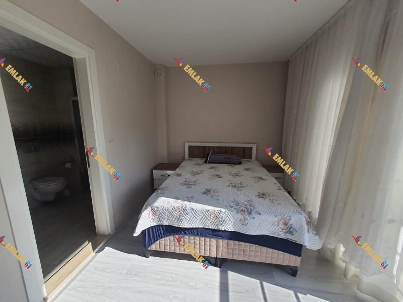 KUŞADASI DAVUTLARDA HAVUZLU SİTEDE GENİŞ DENİZ MANZARALI 2+1 SATILIK DAİRE