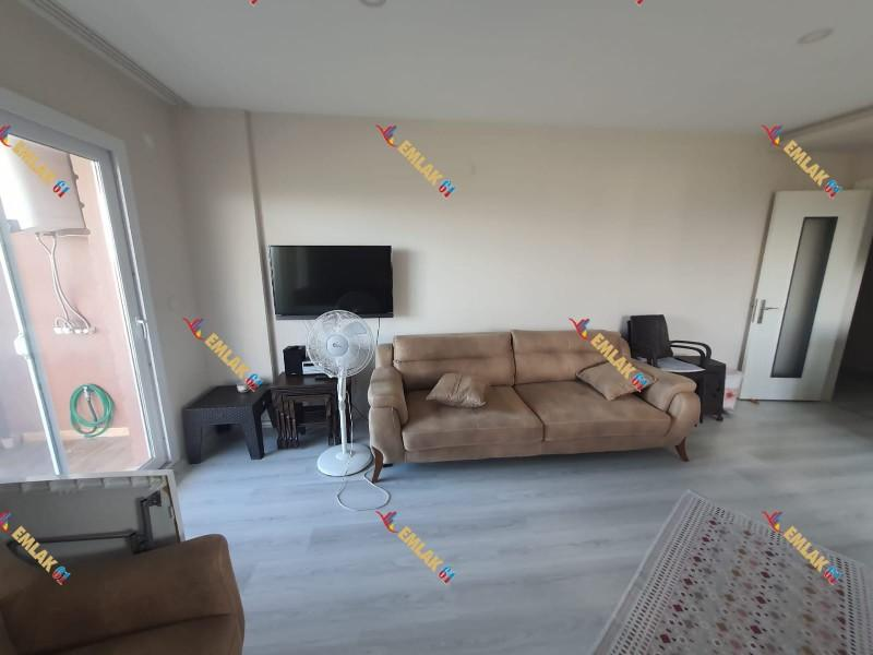 KUŞADASI DAVUTLARDA HAVUZLU SİTEDE GENİŞ DENİZ MANZARALI 2+1 SATILIK DAİRE
