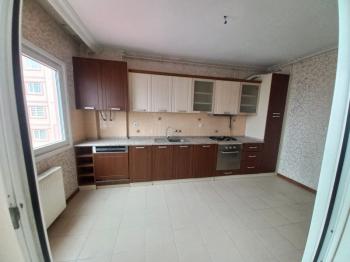 Konya / Selçuklu / Satılık Daire Yazır Mah. Real AVM Arkası AraKat 4+1