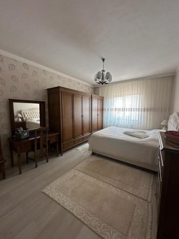 Konya / Selçuklu / Satılık Daire Hacıkaymak Mah. Şefikcan Cadde Üzeri 4+1