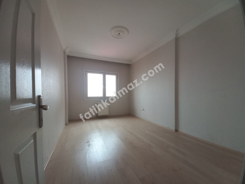Konya / Selçuklu / Satılık Daire Yazır Mah. Real AVM Arkası AraKat 4+1