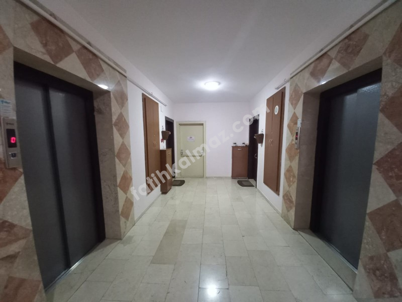 Konya / Selçuklu / Satılık Daire Yazır Mah. Real AVM Arkası AraKat 4+1