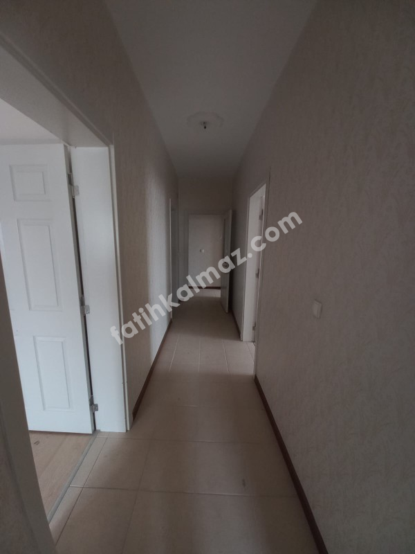 Konya / Selçuklu / Satılık Daire Yazır Mah. Real AVM Arkası AraKat 4+1