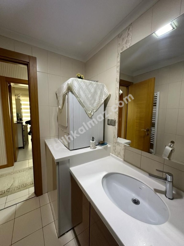 Konya / Selçuklu / Satılık Daire Hacıkaymak Mah. Şefikcan Cadde Üzeri 4+1