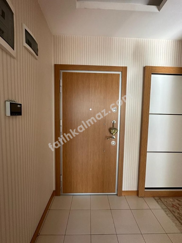 Konya / Selçuklu / Satılık Daire Hacıkaymak Mah. Şefikcan Cadde Üzeri 4+1