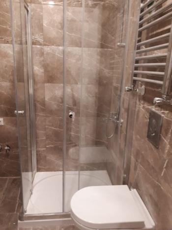 ERENKÖY TAŞMEKTEP SOKAKTA 2+1 YENİ KİRALIK DAİRE