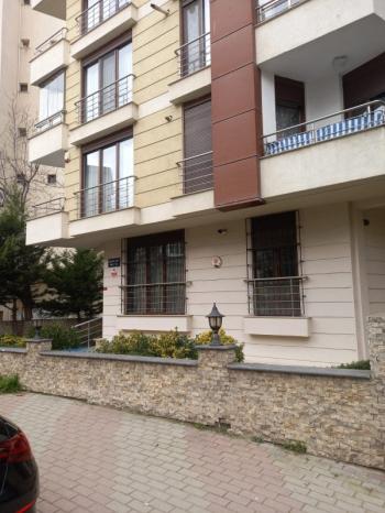 Özgürlük Parkı Yakını Yeni Binada Yüksek Giriş Satılık Dubleks Daire