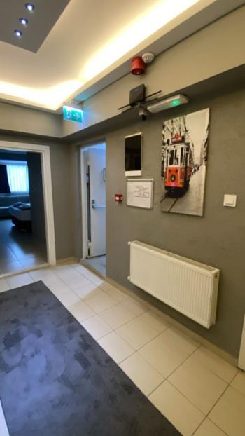 PENDİK'TE TABELA DEĞERİ YÜKSEK, RUHSATLI SATILIK OTEL VE BİNASI