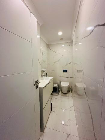 BAĞDAT CADDESİNİN ORTASINDA MUHTEŞEM KONUMDA FIRSAT SATILIK DAİRE