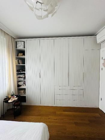 BAĞDAT CADDESİNİN ORTASINDA MUHTEŞEM KONUMDA FIRSAT SATILIK DAİRE