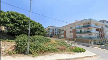 BEYLİKDÜZÜ KAVAKLI MAH. 661m2 SATILIK KONUT+TİCARİ İMARLI ARSA
