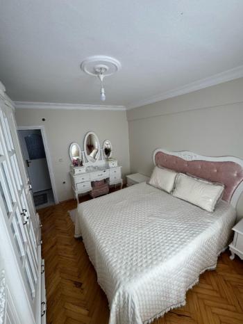KARTAL CEVİZLİ  KATTA TEK SATILIK DAİRE