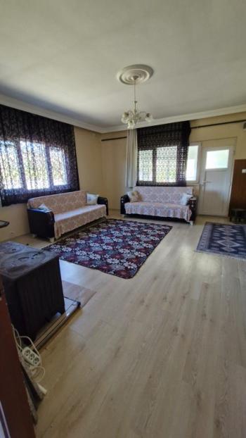 SATILIK 4+1 ÇİFTLİK EVİ + 300 m2 ÇELİK KONSTRÜKSİYON  ÇADIR + 2 ADET SERA 