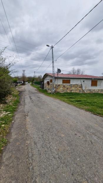 SATILIK 4+1 ÇİFTLİK EVİ + 300 m2 ÇELİK KONSTRÜKSİYON  ÇADIR + 2 ADET SERA 