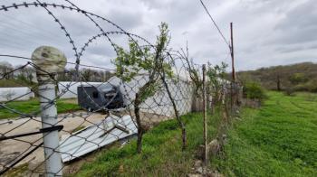 SATILIK 4+1 ÇİFTLİK EVİ + 300 m2 ÇELİK KONSTRÜKSİYON  ÇADIR + 2 ADET SERA 