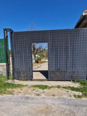 SATILIK 4+1 ÇİFTLİK EVİ + 300 m2 ÇELİK KONSTRÜKSİYON  ÇADIR + 2 ADET SERA 