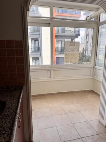 Ümraniye Çamlık Mahallesi'nde Giriş Kat 2+1 Kiralık Daire