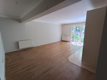 AĞAOĞLU ÇAMLIPARK SİT. BAKIMLI 1+1 DAİRE