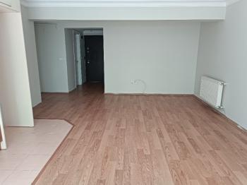 AĞAOĞLU ÇAMLIPARK SİT. BAKIMLI 1+1 DAİRE