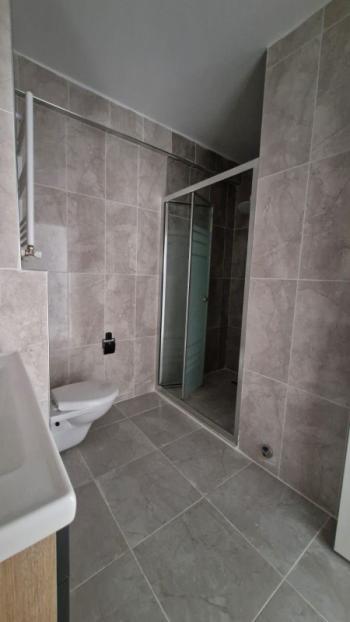 SANCAKTEPE'DE SİTE İÇERİSİNDE 125 M2  2+1 SATILIK  DAİRE 